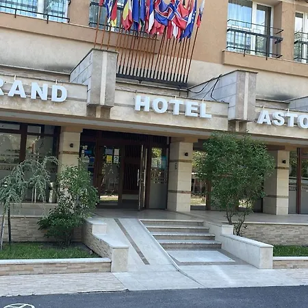 Astoria Patria ママイア