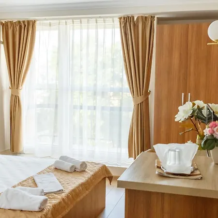 ホテル Astoria Patria 3*