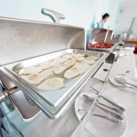 Hotel Astoria Patria 3*